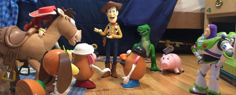 Hace 'Toy Story 3' copiándola escena por escena pero en la vida real