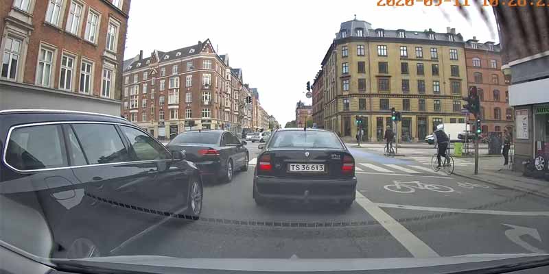Un coche arrolla a un ciclista en Copenhague