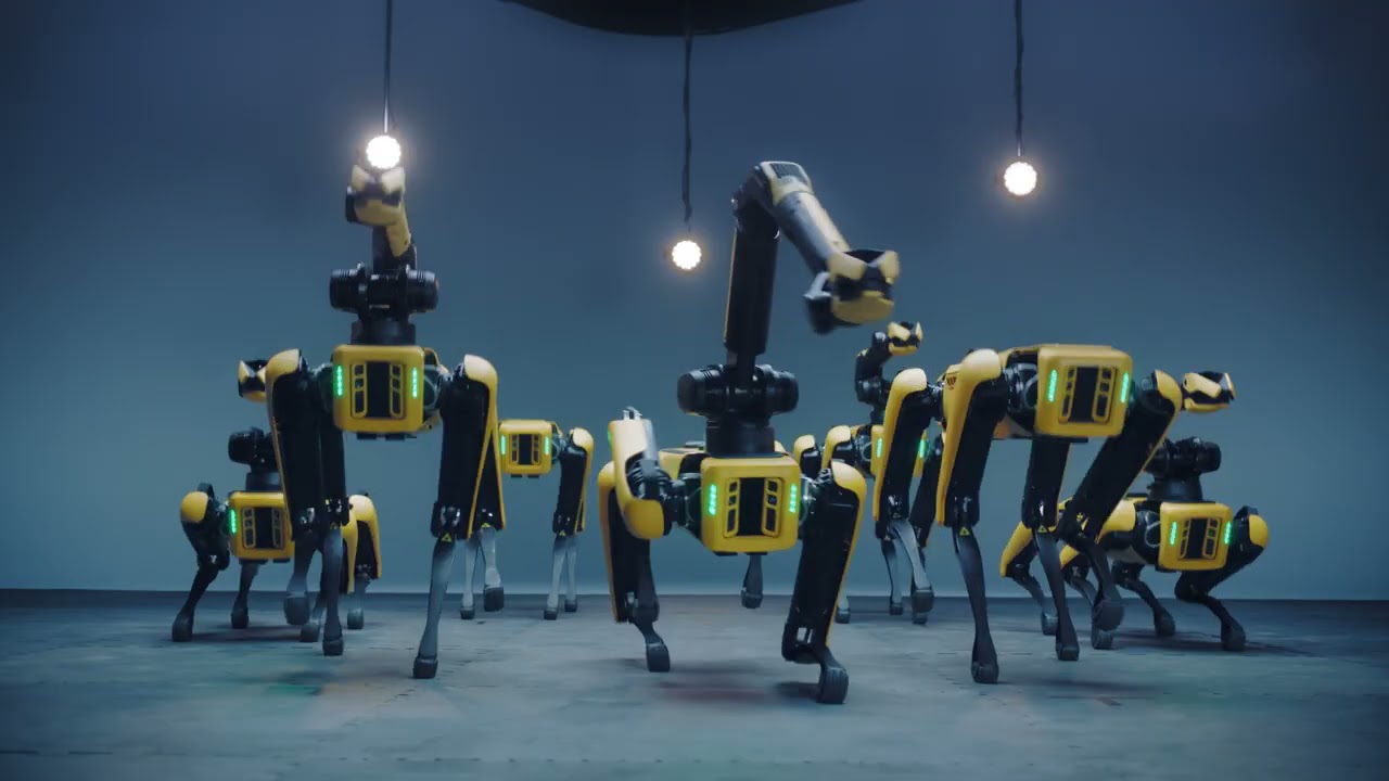 Siete robots de Boston Dynamics bailando sincronizados para celebrar que ahora forman parte de Hyundai