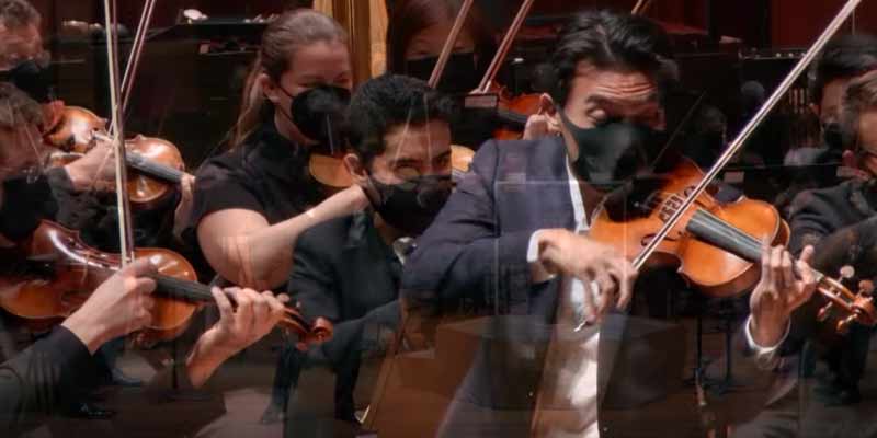 ¿Qué pasa si a un violinista se le rompen las cuerdas del violín durante un concierto?