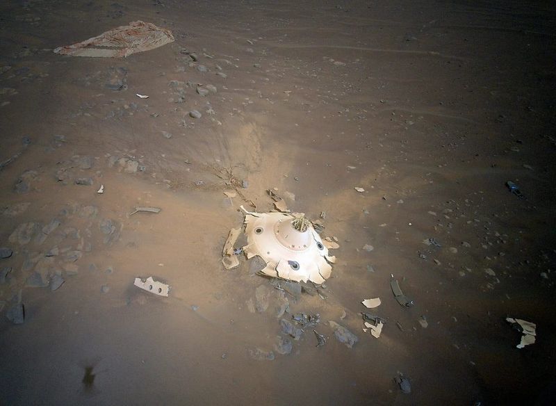 La NASA encuentra una nave espacial destruida sobre la superficie de Marte