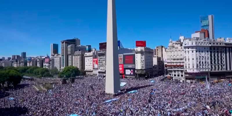 Locura colectiva en Argentina tras ganar el Mundial