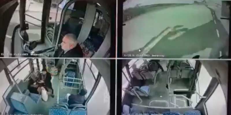 Un autobús fuera de control cae a un lago en Turquía