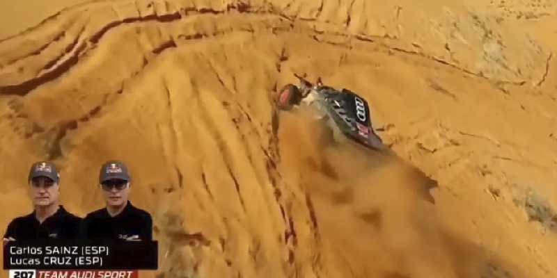 La habilidad de Carlos Sainz para mantener su coche bajo control en una duna de arena en el Dakar