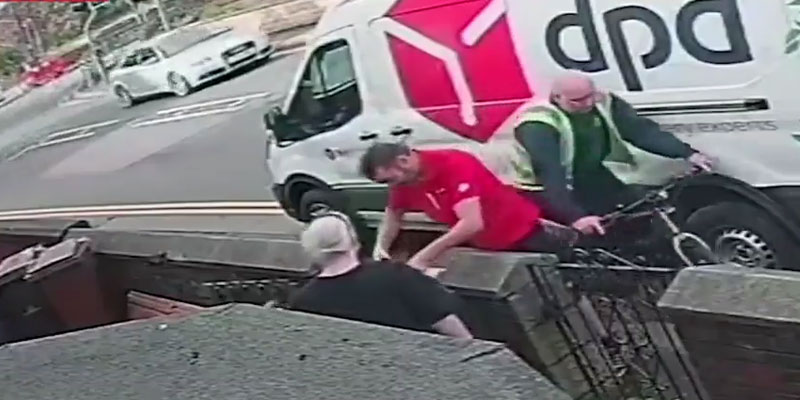 El karma no perdona: Un ciclista intenta intimidar a un repartidor