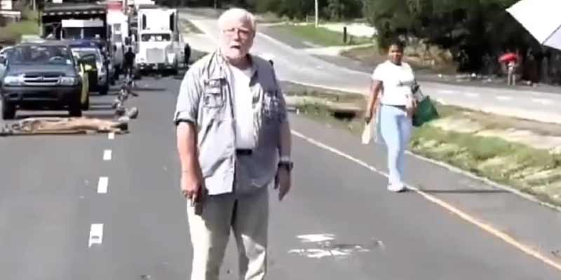 Un hombre de 77 años dispara contra dos activistas climáticos que bloquean una carretera en Panamá