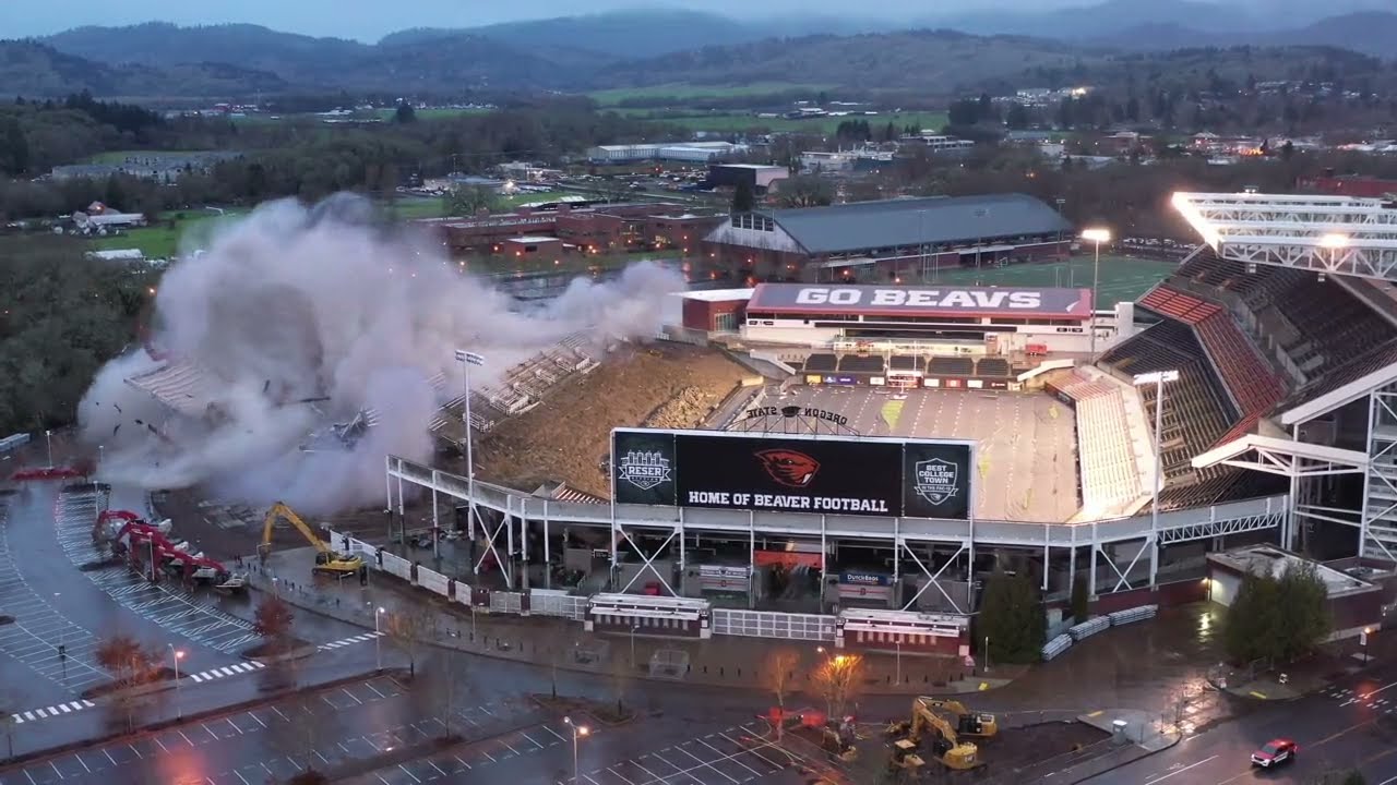 Demolición de un estadio de fútbol