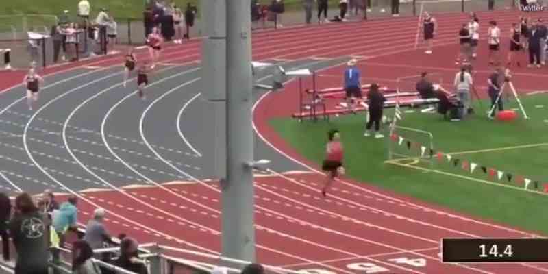 Una estudiante de secundaria transgénero compite en la final de 200 metros de una competencia de atletismo y ocurre esto